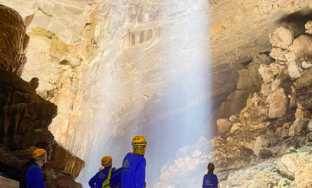 Tour Động Thiên Đường 7km Chinh Phục Giếng Trời